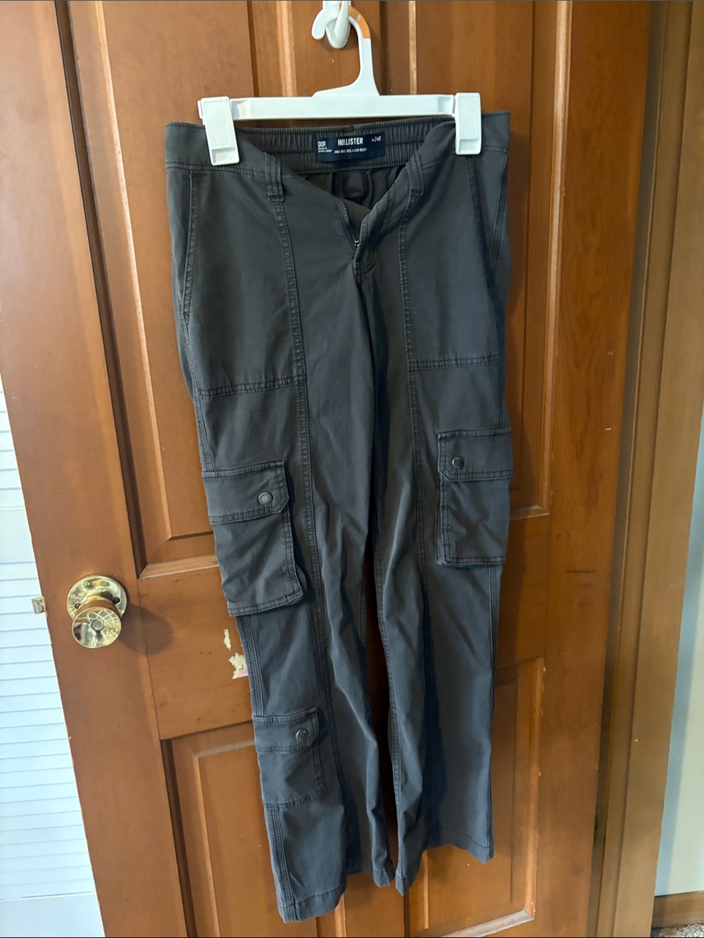 Hollister Women's Charcoal Gray Cargo Pants